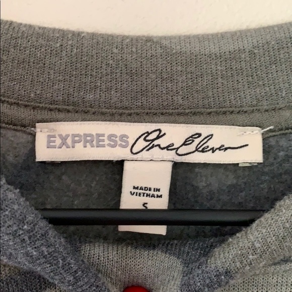 Oversized Heathered Camo Sweatshirt - Picture 3 of 8